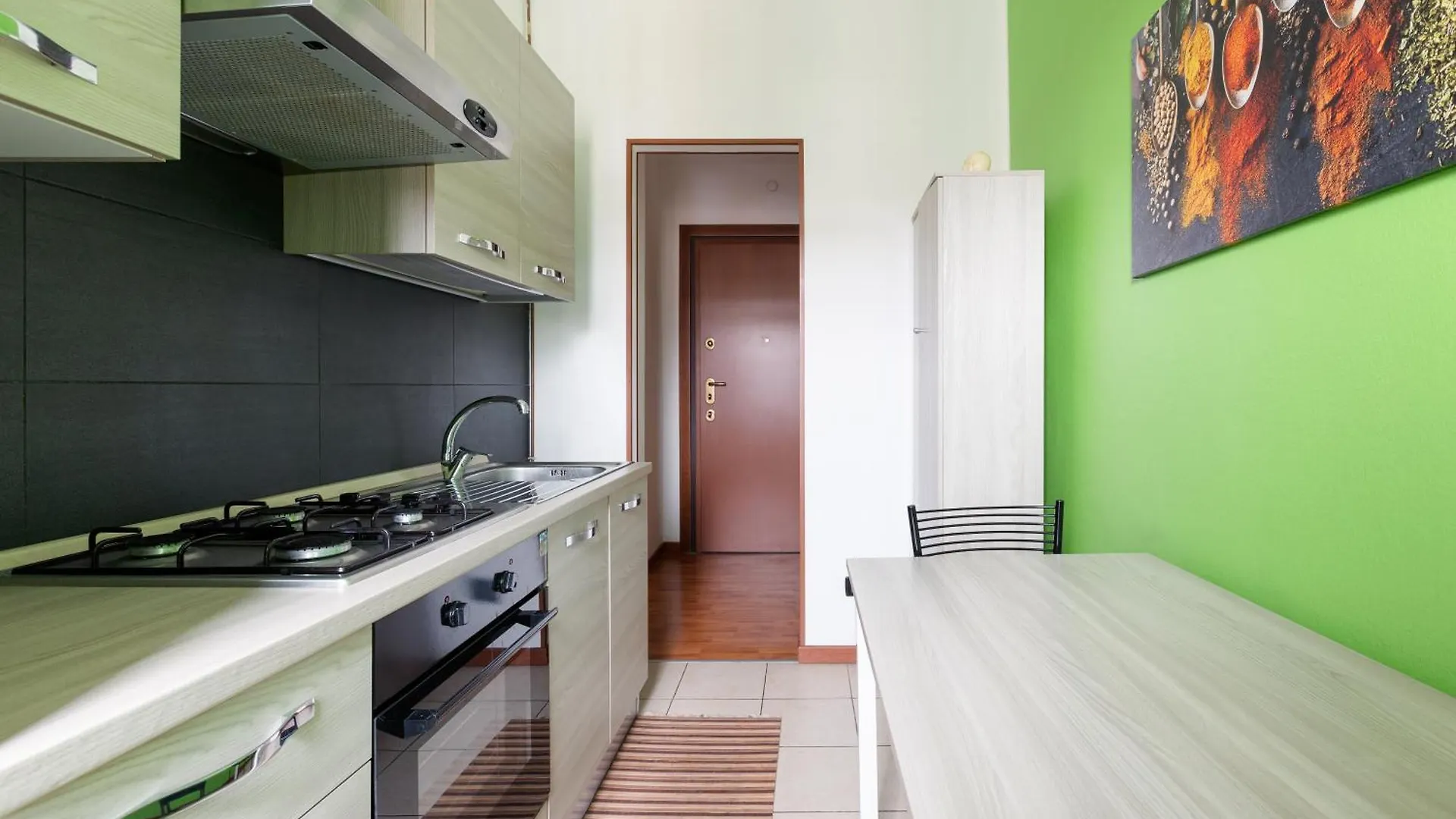 Cosy Apartment Milano- Bisceglie M1 0*, Milan Italy