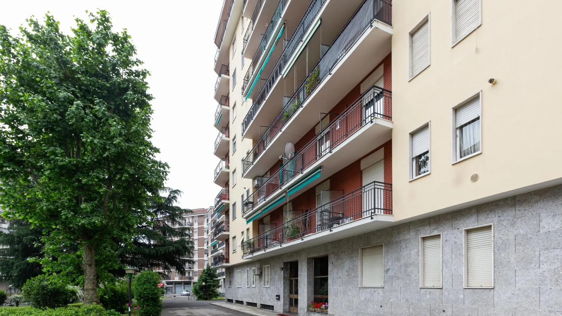 Cosy Apartment Milano- Bisceglie M1 Italia